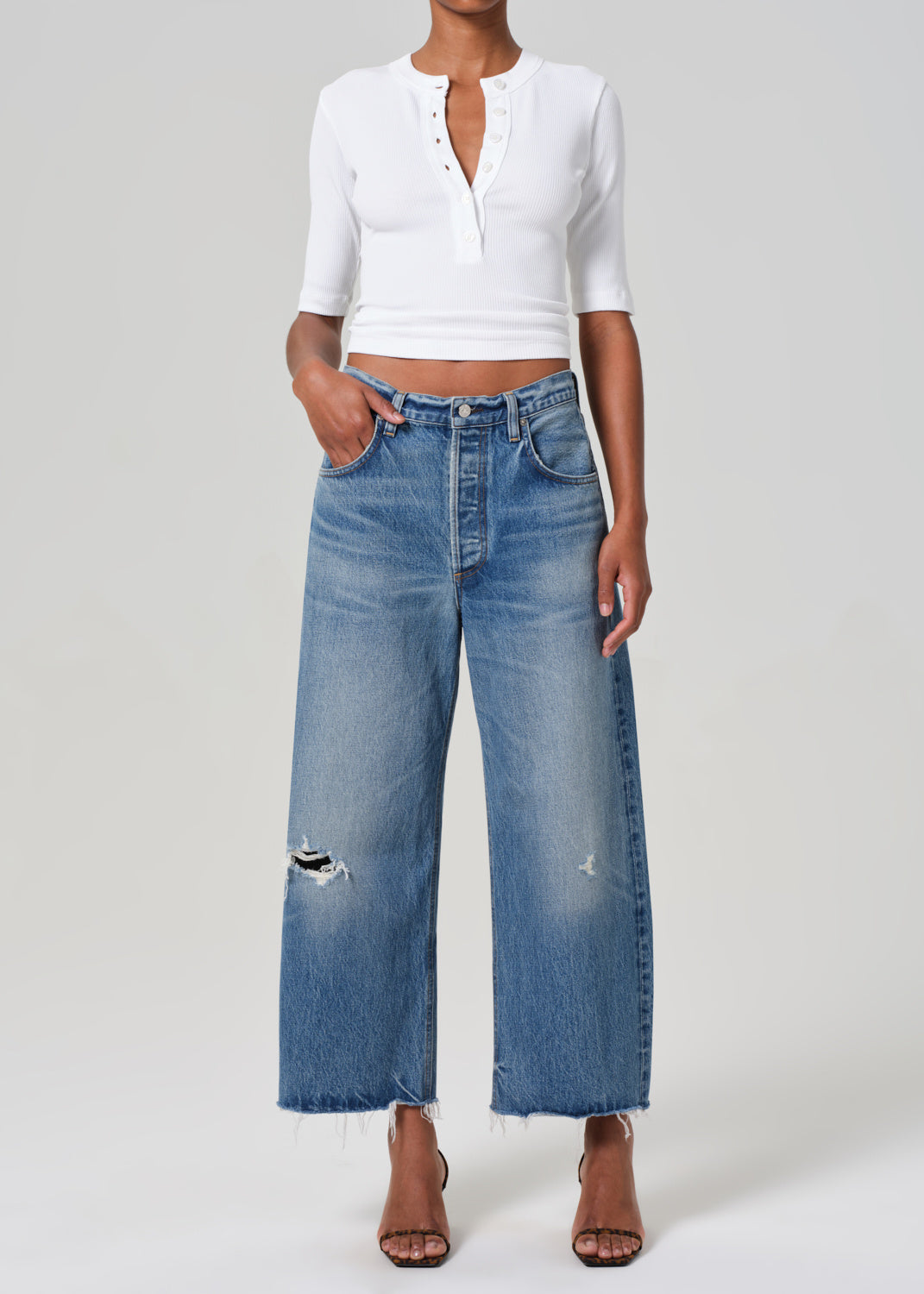 AYLA RAW HEM CROP SOLANO