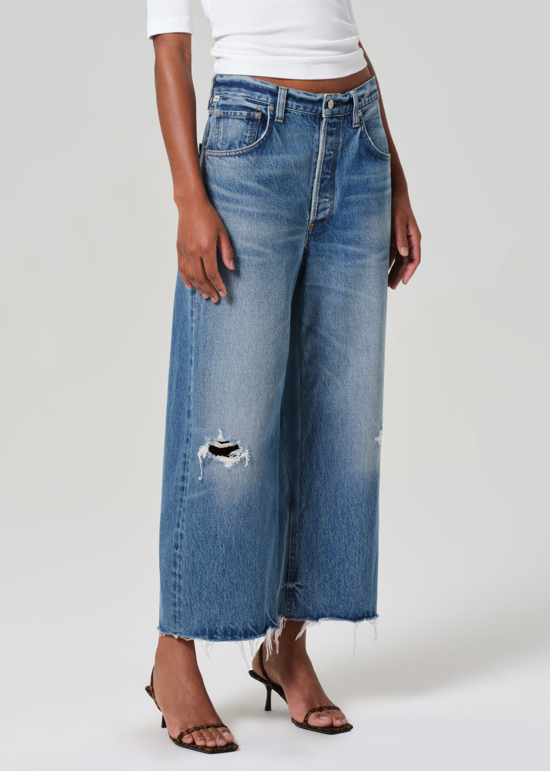 AYLA RAW HEM CROP SOLANO