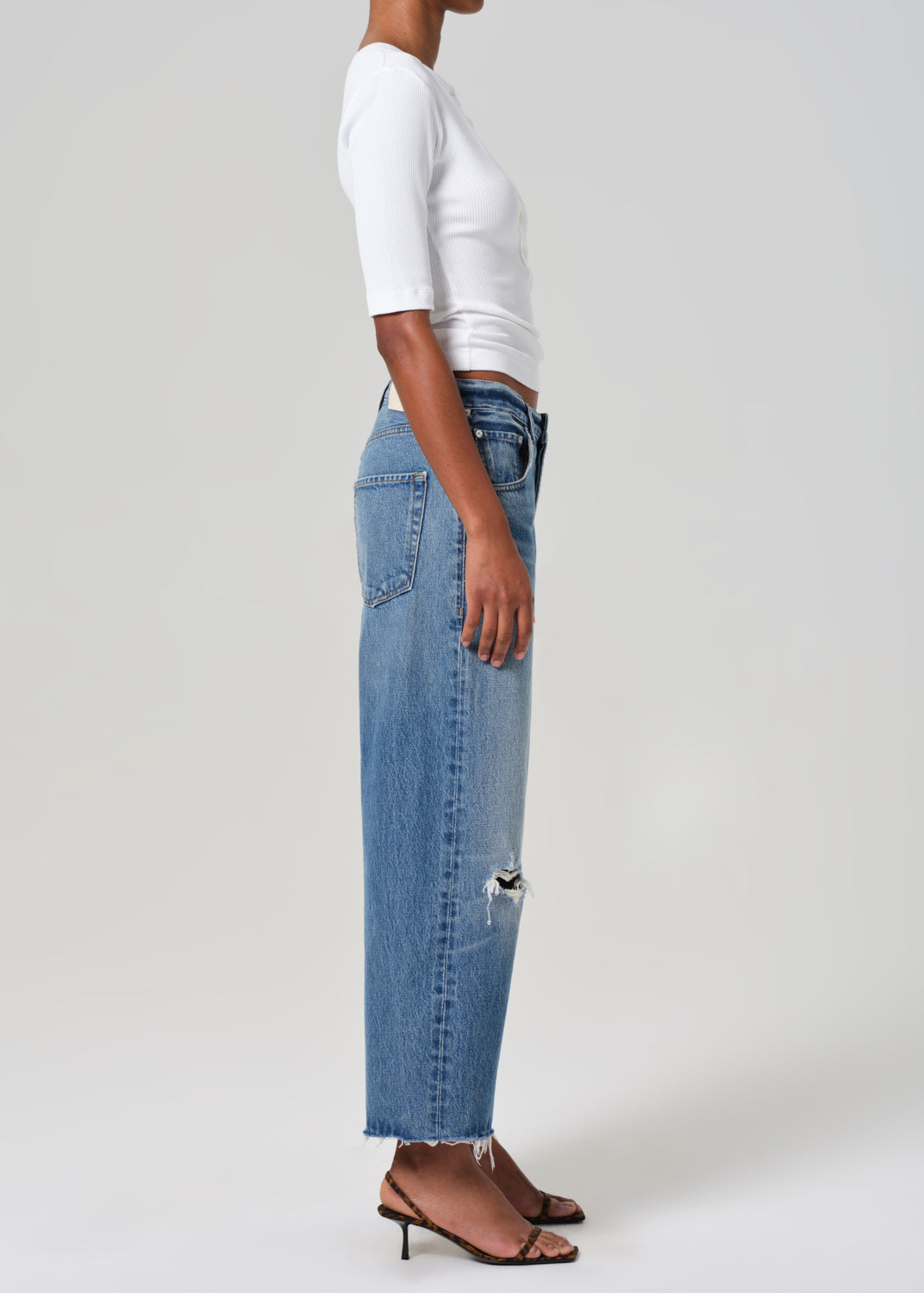 AYLA RAW HEM CROP SOLANO