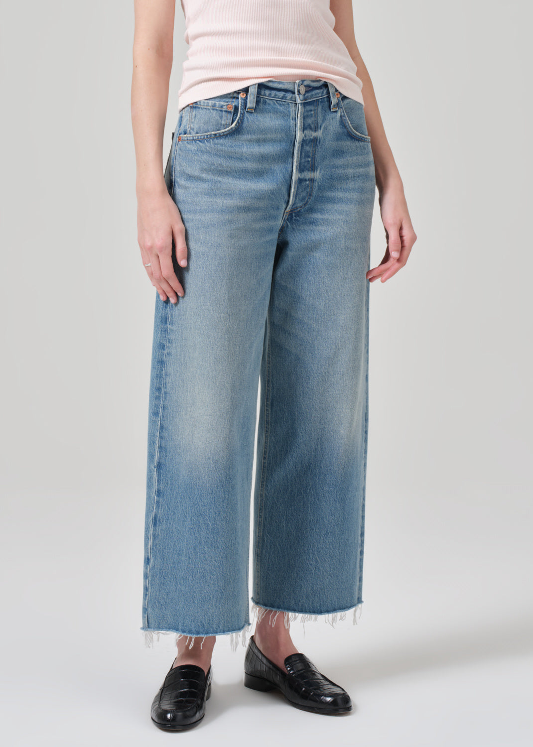 AYLA RAW HEM CROP
