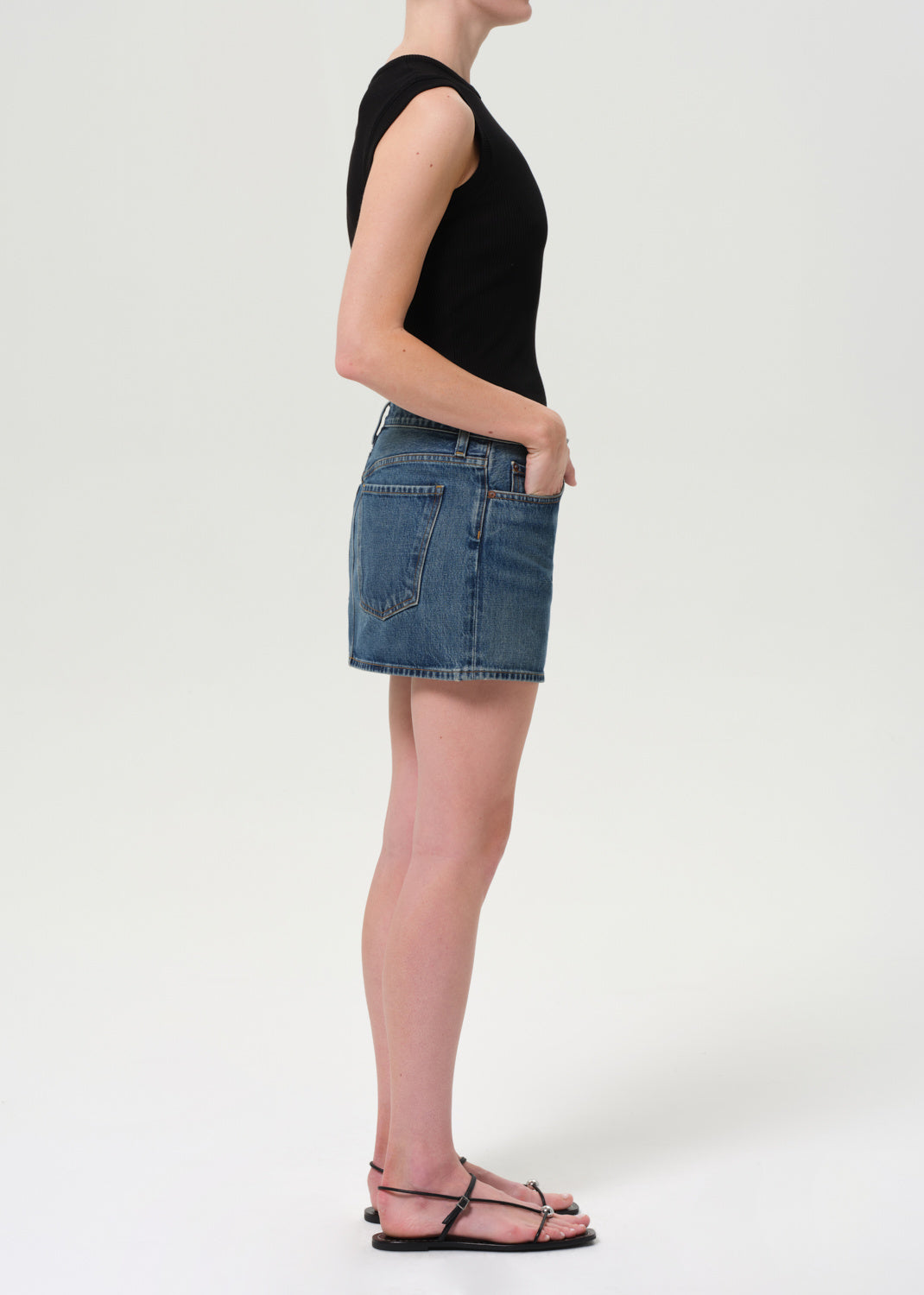 ALEK MINI IN DWELL