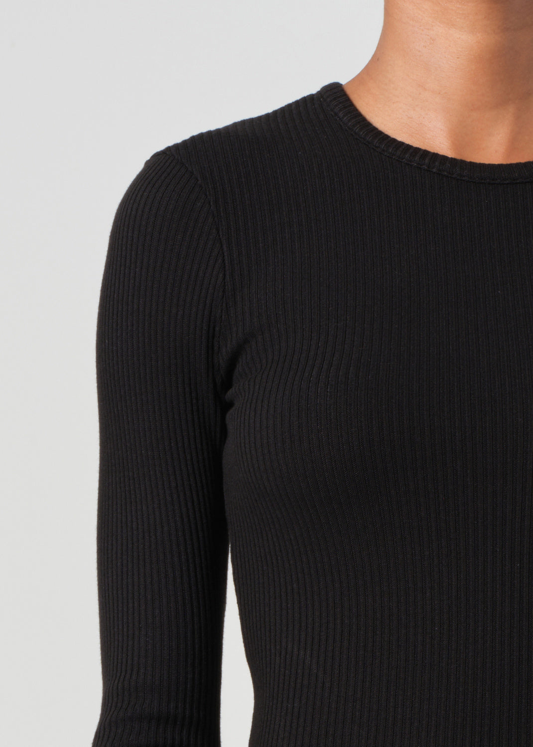 ALMA SHRUNKEN CREW NECK