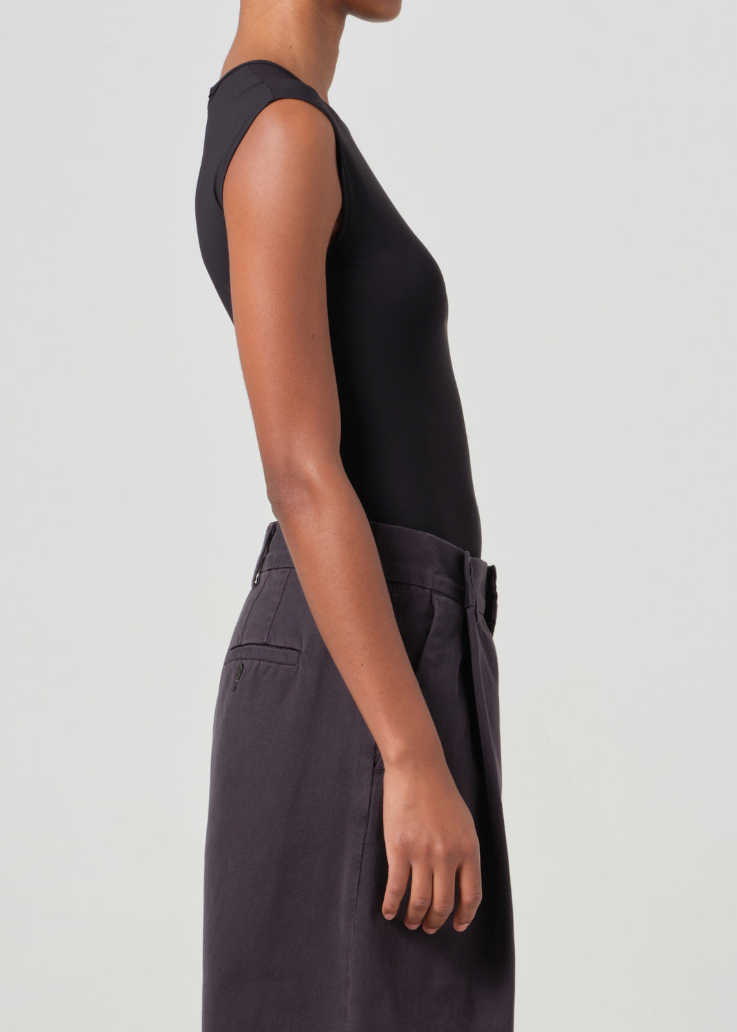 AURA SLEEVELESS BODYSUIT