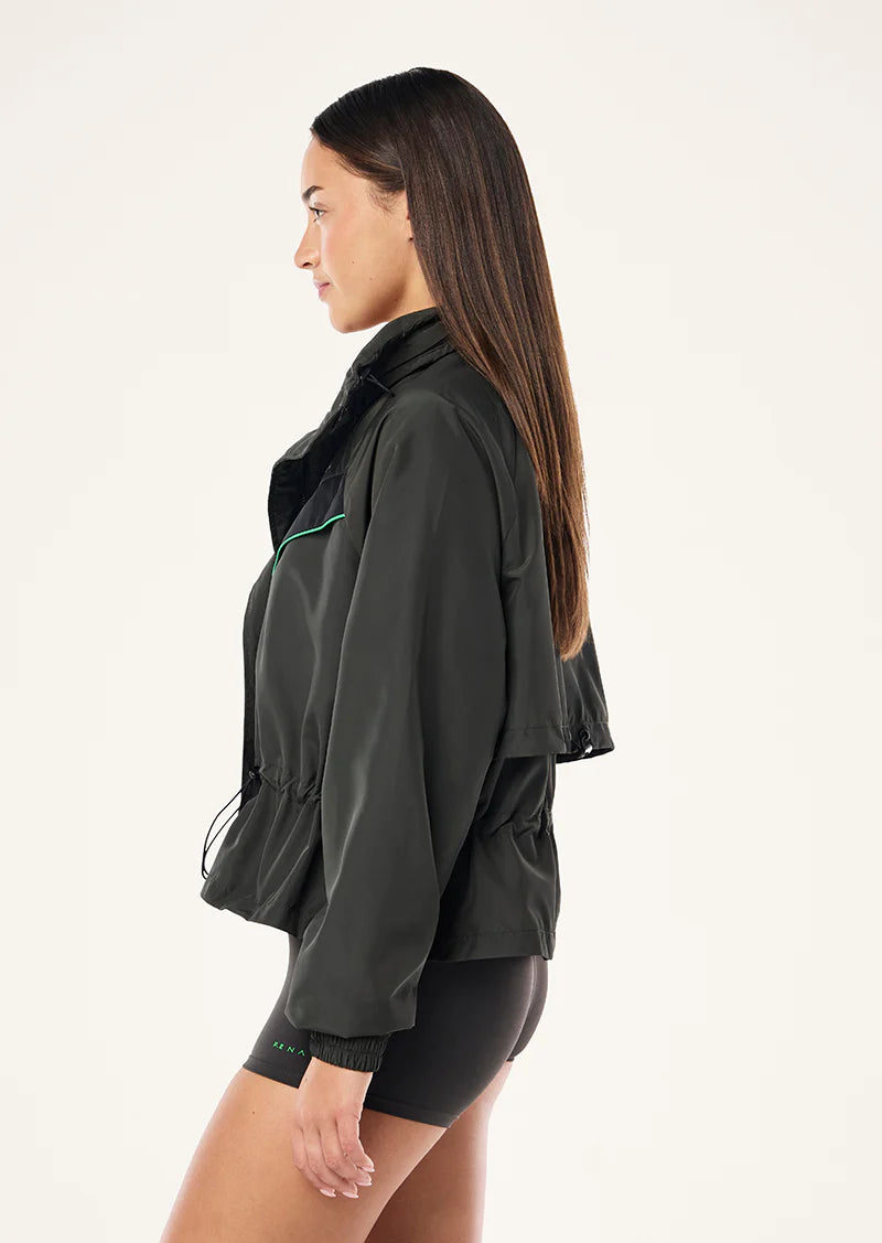 SHELTER JACKET