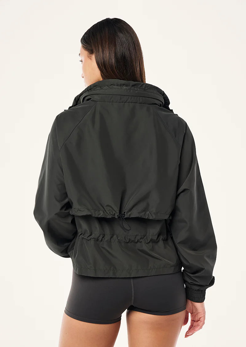 SHELTER JACKET