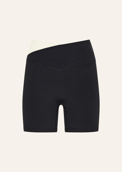 WANDER 5" BIKE SHORT