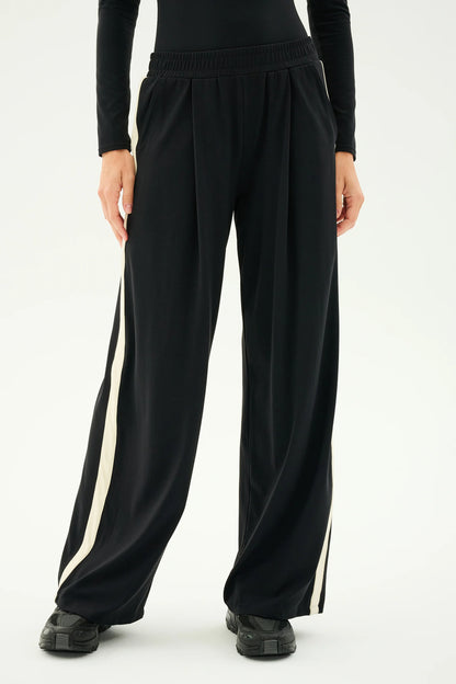 LUCA AIRWEIGHT TROUSER WITH STRIPE