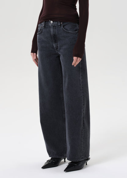 LOW CURVE JEAN IN SYMBOLIC