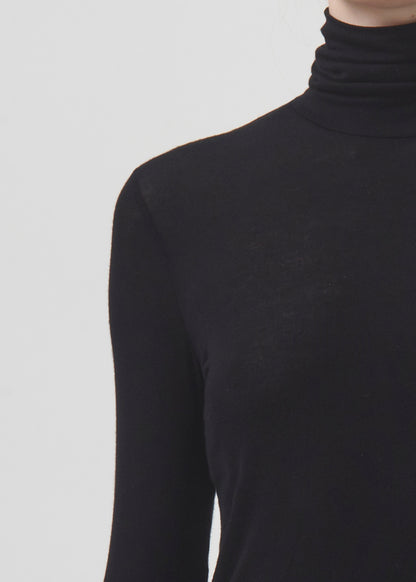 PASCALE TURTLENECK