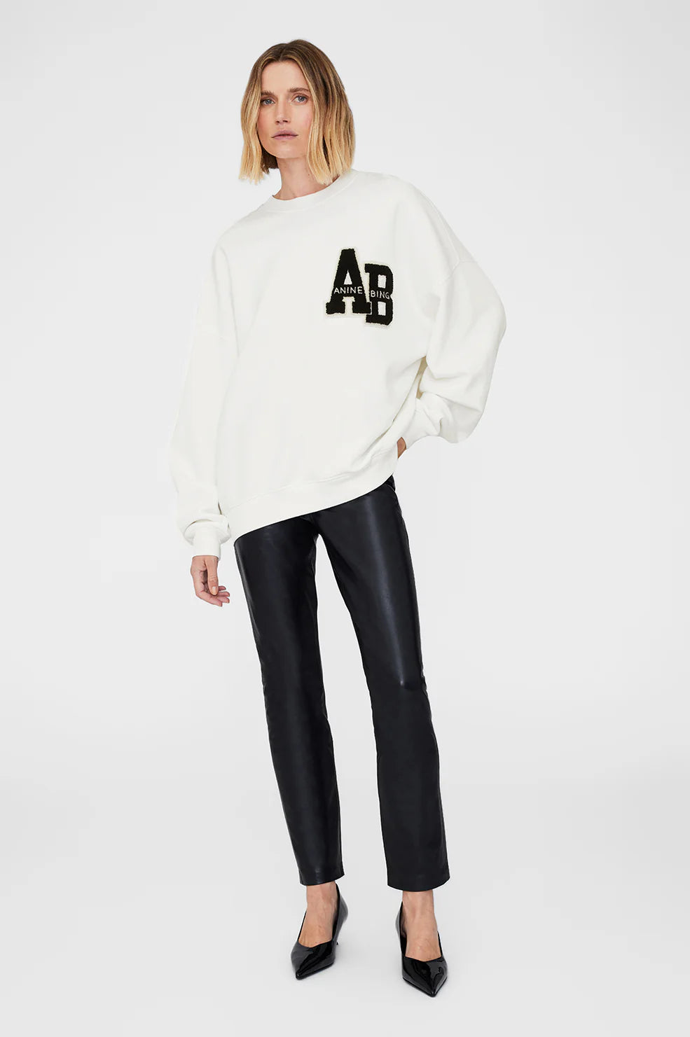 MILES OVERSIZED SWEATSHIRT