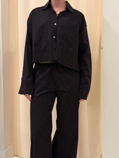 UPCYCLED CROP POP SHIRT POPLIN PINSTRIPE