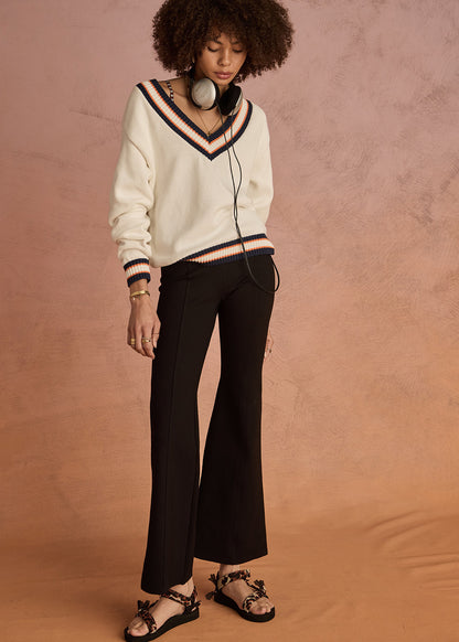 JOSETTE V NECK KNIT SWEATER